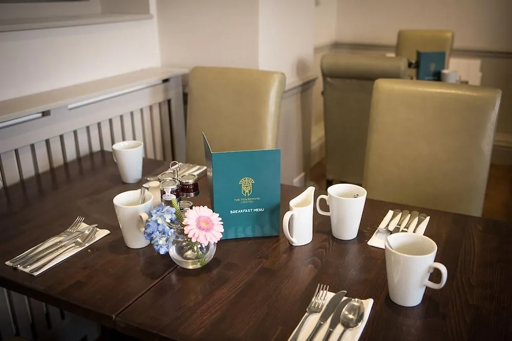 The Townhouse Chester 3*,